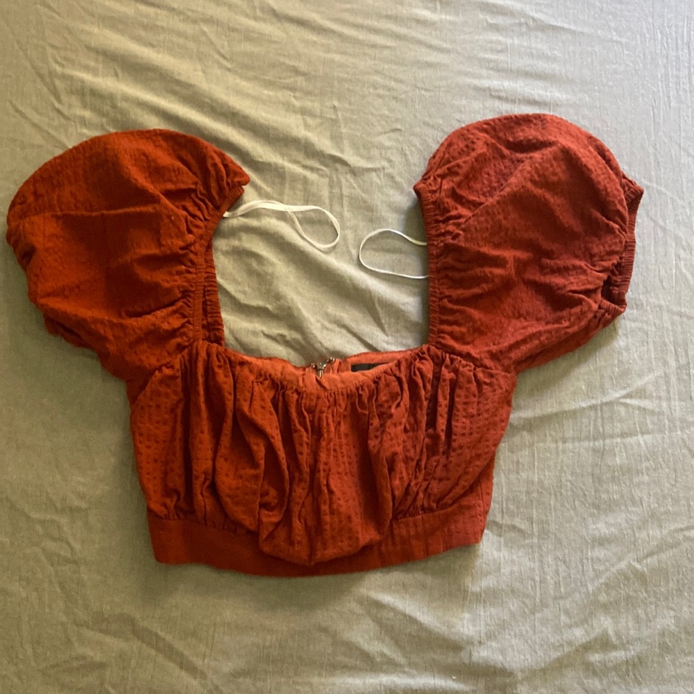 SELLING ASAP cute top from Lulu’s!